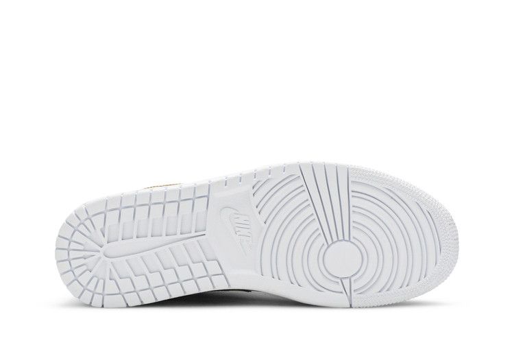 Wmns Air Jordan 1 RETRO Low 'white Metallic Gold'