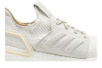 Universal works ultraboost outlet 19 shoes chalk white