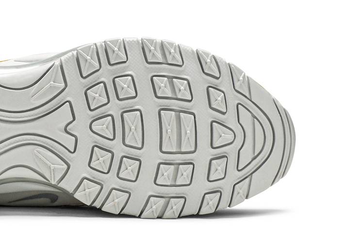 Nike Women's Air Max 97 SE Vast Grey/Metallic Silver-Metallic Gold -  AQ4137-001