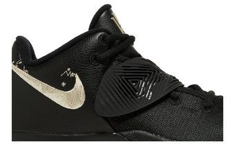 Kyrie flytrap hotsell black and gold