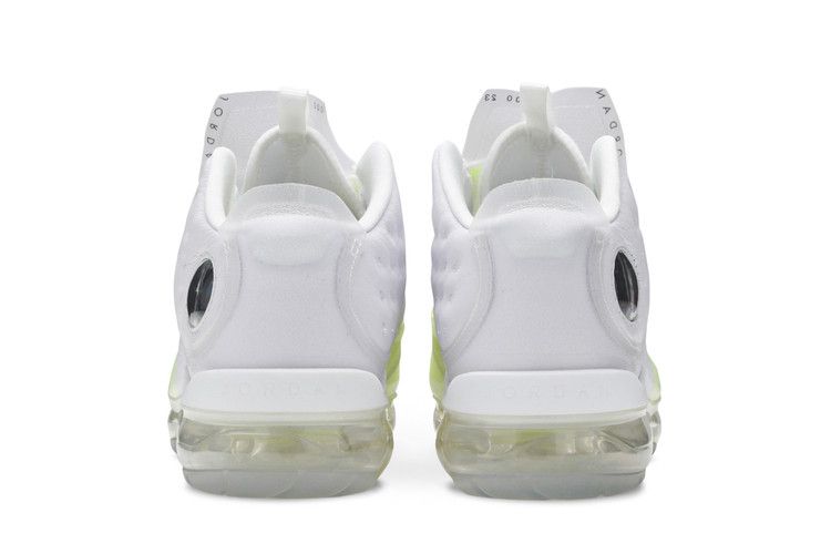 Wmns Air Jordan Reign 'white Volt'