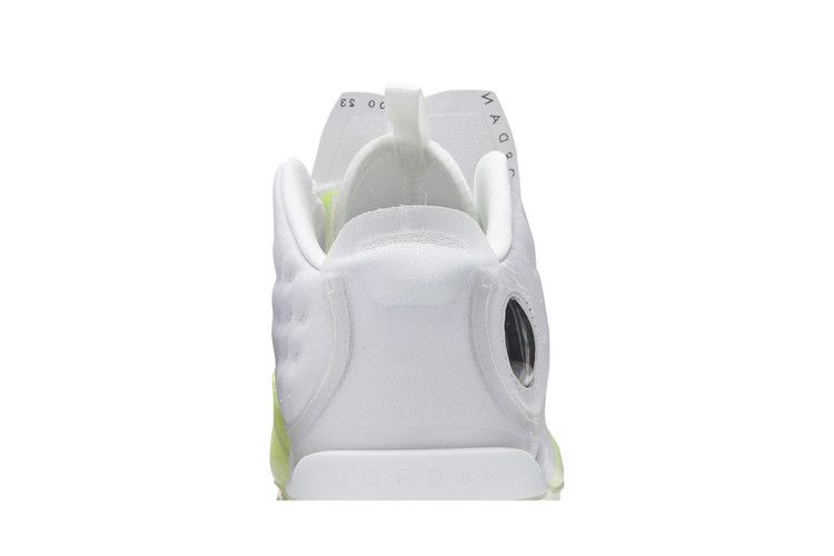 Wmns Air Jordan Reign 'white Volt'