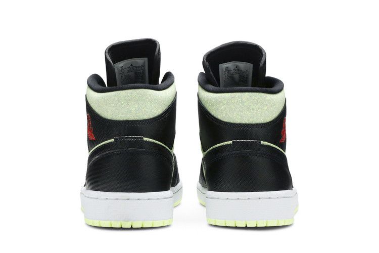 Wmns Air Jordan 1 Mid SE 'black Barely Volt'