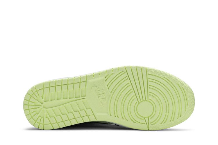 Wmns Air Jordan 1 Mid SE 'black Barely Volt'