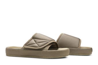 Buy Yeezy Season 7 Fabric Slipper 'Sand' - YZ7MF7004 224 | GOAT