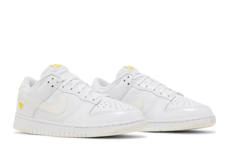 Buy Wmns Dunk Low 'Valentine's Day - Yellow Heart' - FD0803