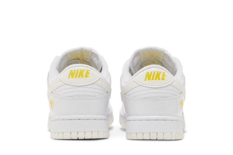 Nike Dunk Low Valentine's Day Yellow Heart Blanc - Chaussures Baskets  basses Femme 155,95 €