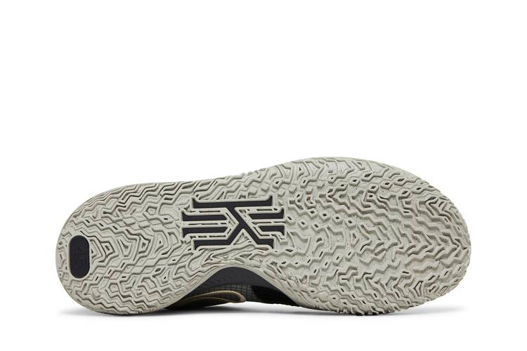 Nike Kyrie 4 Low Black Grey Rattan Men's - CW3985-003/CZ0105-003 - US