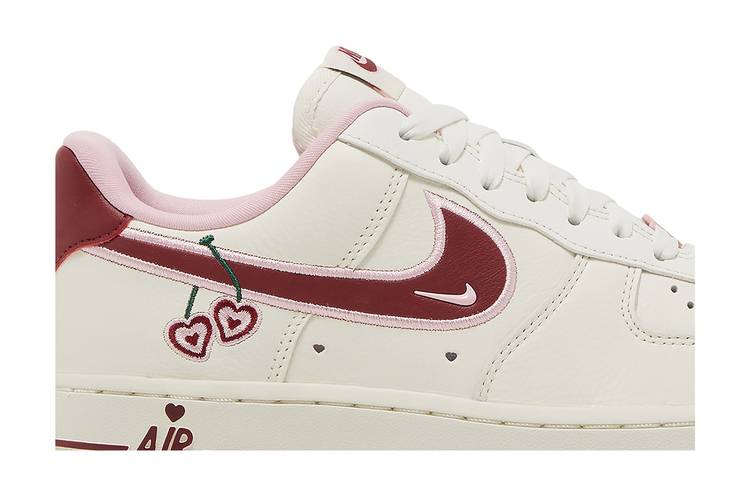 Nike Air Force 1 '07 Pink Paisley Womens Lifestyle Shoes Pink