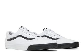 Color block old skool vans white and hot sale black