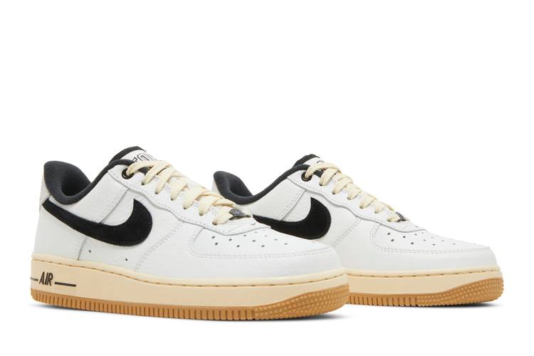 Buy Wmns Air Force 1 '07 'Command Force - White Black' - DR0148