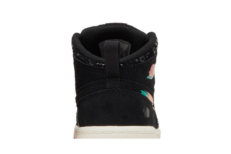 Air Jordan 1 Mid SE Td Siempre Familia
