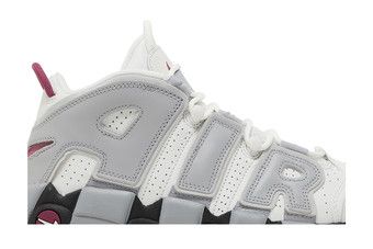 Tenis nike air outlet uptempo