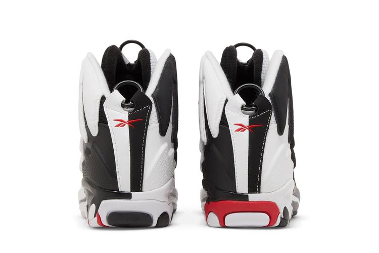 Reebok The Blast Basketball Shoes #cooljs #cooljsfresh #basketballshoes .  Brand: @reebok #reebok . . Style: #reeboktheblast #reebokblast