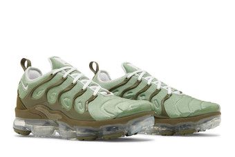 Grey and green hot sale vapormax plus