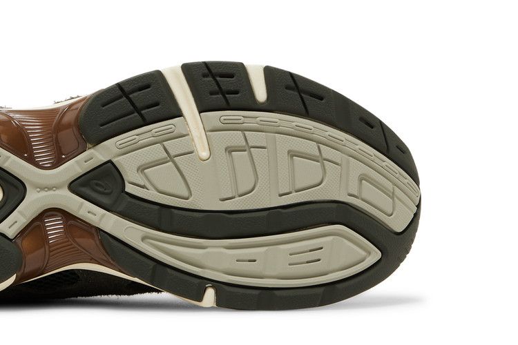 HAL STUDIOS x ASICS Gel 1130 Forest