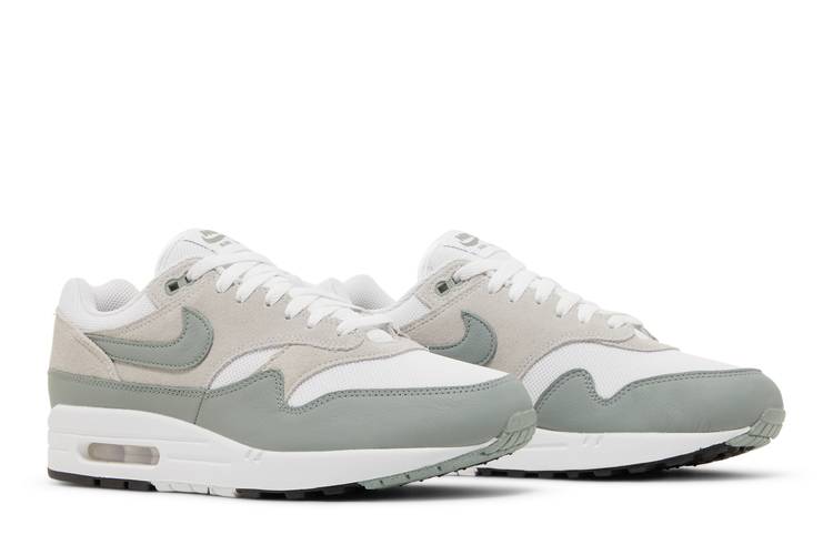 Nike Air Max 1 SC Mica Green Photon Dust On Foot Sneaker Review  QuickSchopes 499 Schopes DZ4549 100 