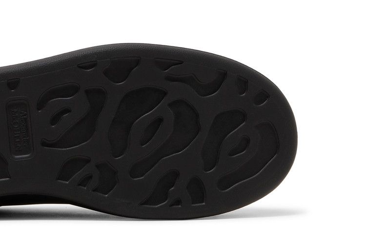 Alexander McQueen Oversized Sneaker Studded - Black