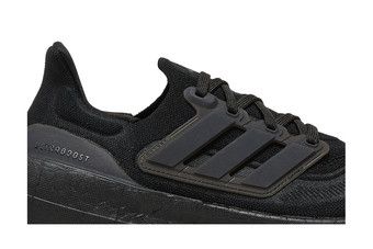 Goat adidas ultra boost triple outlet black