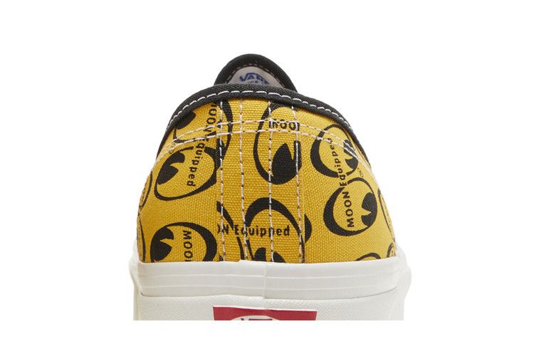 Mooneyes X Vans Authentic 44 Dx Anaheim Factory - Yellow