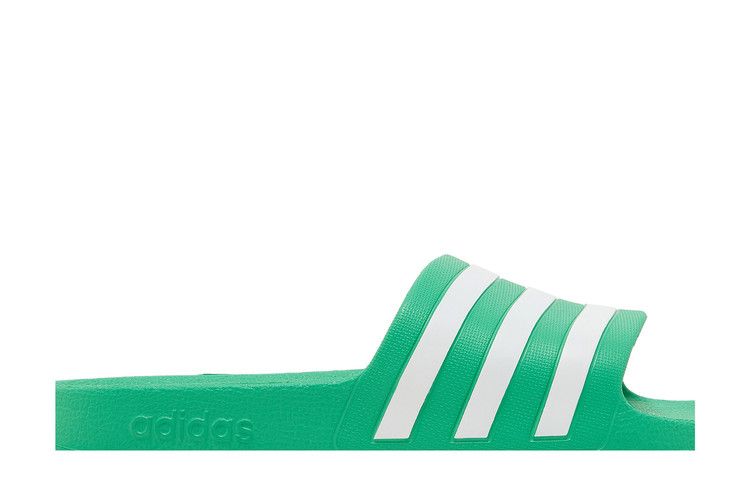 Adilette Aqua Slides 'Vivid Green' — foto 2