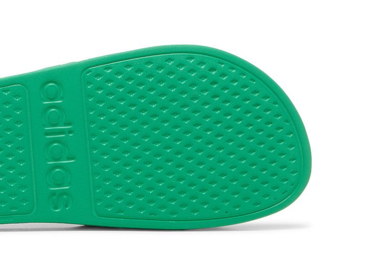 Adilette Aqua Slides 'Vivid Green' — foto 5