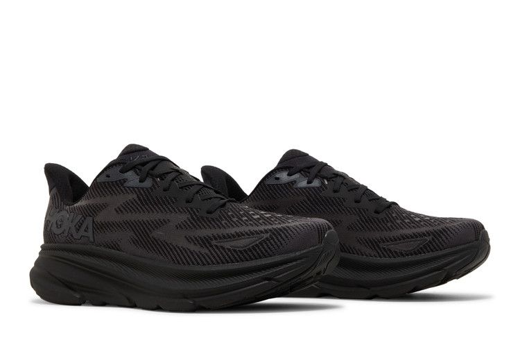 Hoka Clifton 9 Triple Black