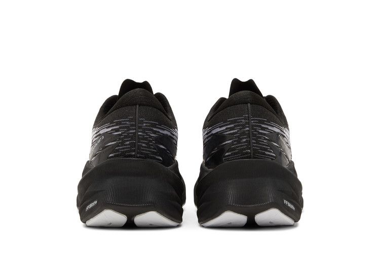 Asics Novablast 3 'black White'