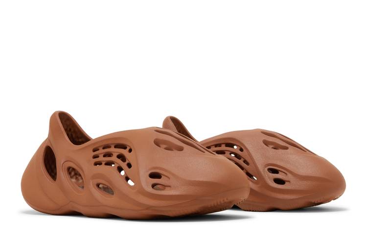  adidas Yeezy Foam Runner Clay Red HP5335  (us_Footwear_Size_System, Adult, Men, Numeric, Medium, Numeric_5)