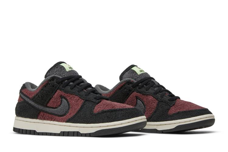 Buy Wmns Dunk Low SE 'Fleece - Burgundy Crush' - DQ7579 600 | GOAT