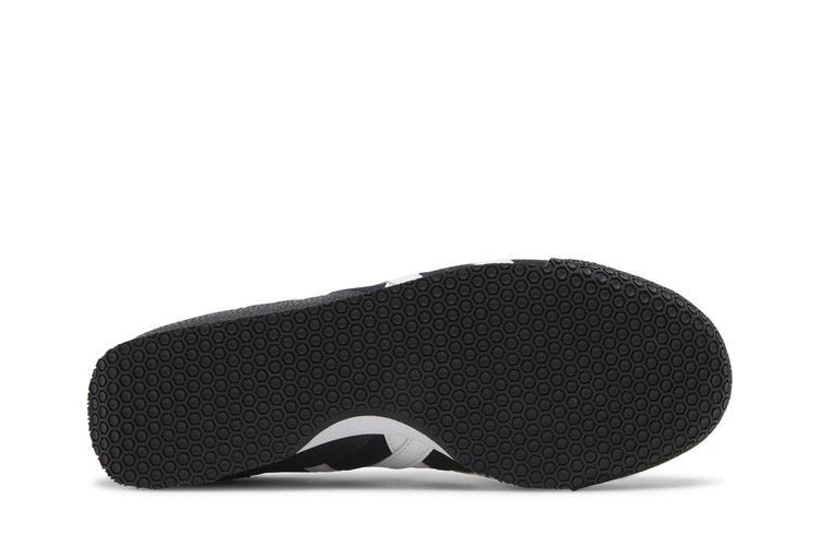 Asics Ultimate 81 Black White