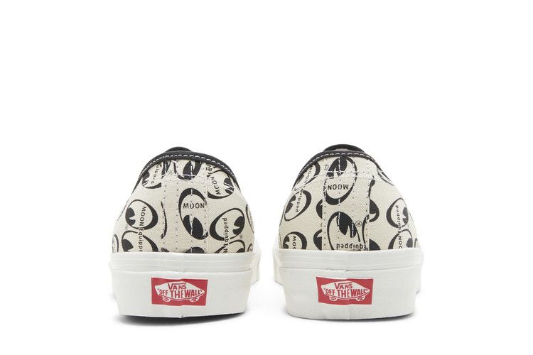Mooneyes X Vans Authentic 44 Dx Anaheim Factory - White