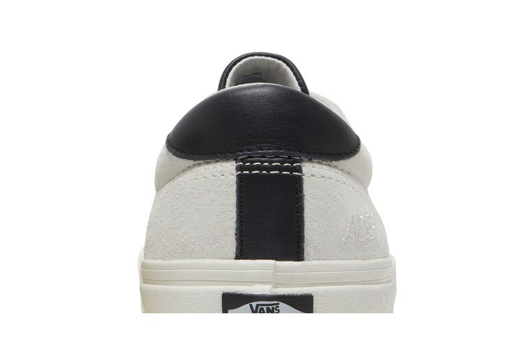 Staple X Vans Acer Ni Sp Marshmallow