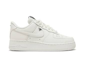 Nike Air Force 1 07 LV8 Chrome Tips Women’s Size 10 White FJ4559-133