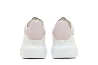 ALEXANDER MCQUEEN｜ (815069 QTAC7 0909) Alexander McQueen logo-embellished Slides | White | FARFETCH