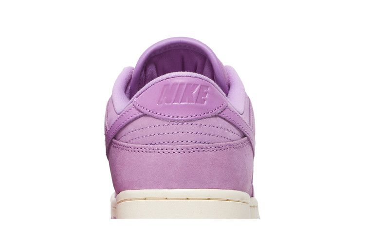 Buy Nike Wmns Dunk Low Premium 'Rush Fuchsia' - DV7415 500 | GOAT