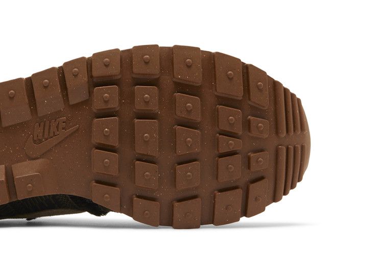 Buy Air Pegasus 83 Premium 'NAI-KE - The One Line' - DZ6301 Buy Air Pegasus 83 Premium 'NAI-KE - The One Line' - DZ6301