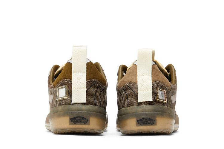 Advisory Board Crystals X Vans Evdnt Ext Ultimate Waffle 'miracle Conditions'