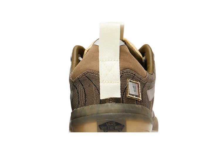 Advisory Board Crystals X Vans Evdnt Ext Ultimate Waffle 'miracle Conditions'