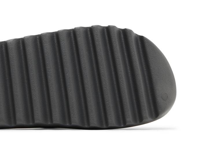 Buy Yeezy Slides 'Granite' - ID4132 | GOAT CA