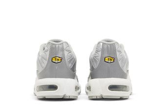 Air max plus discount blancas