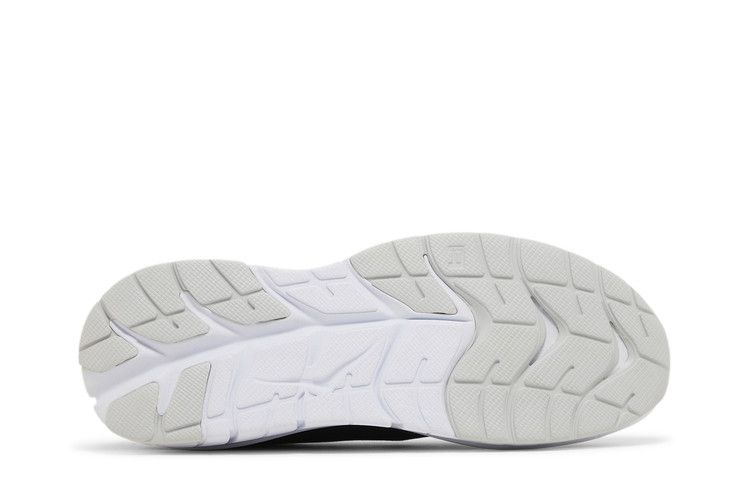 Hoka Cavu Black White