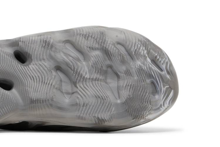 Buy Yeezy Foam Runner 'MX Granite' - IE4931 | GOAT