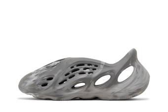 Buy Yeezy Foam Runner 'MX Granite' - IE4931 | GOAT CA