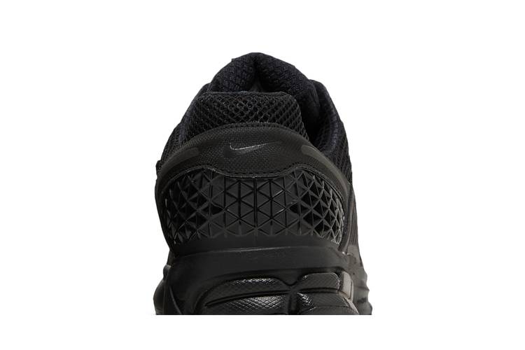 Nike vomero hot sale all black