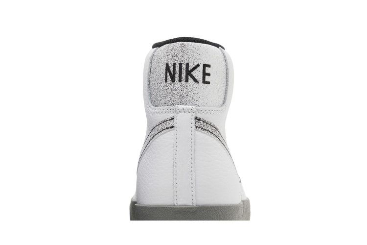 スニーカー Nike Blazer Mid 77 Classics 50 Years of Hip-Hop Nike Blazer Mid 77 50 Years Of Hip Hop Mens Size 9.5 White