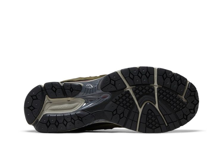 New Balance 2002R Protection Pack Dark Moss — foto 5
