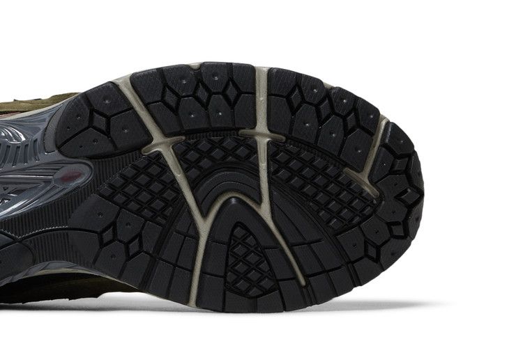 New Balance 2002R Protection Pack Dark Moss — foto 6