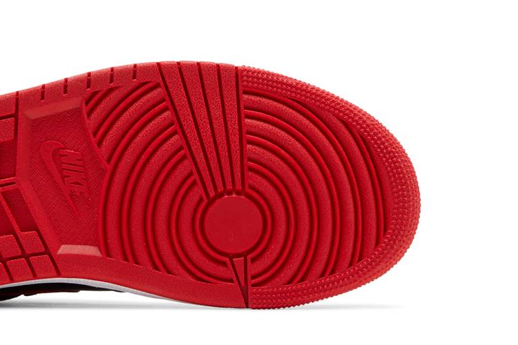 Sneaker Release : Womens Air Jordan 1 Retro High OG “Satin