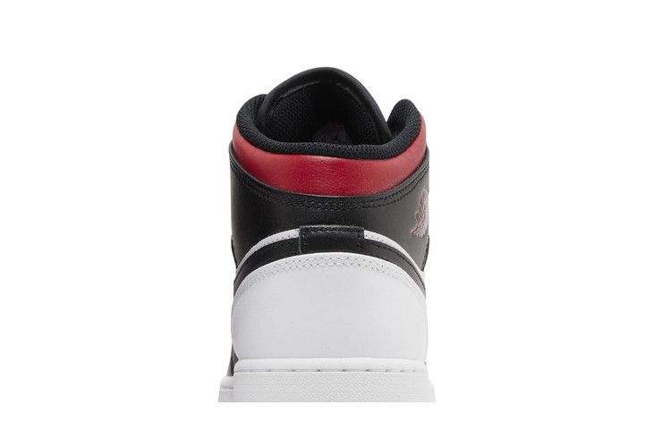 Buy Air Jordan 1 Mid GS 'Gym Red Black Toe' - DQ8423 106 | GOAT